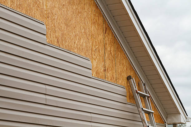 24/7 Emergency Vinyl Siding experts in Summerhill, PA